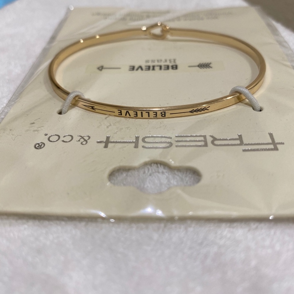 Believe Bracelet - Picture 2 of 2